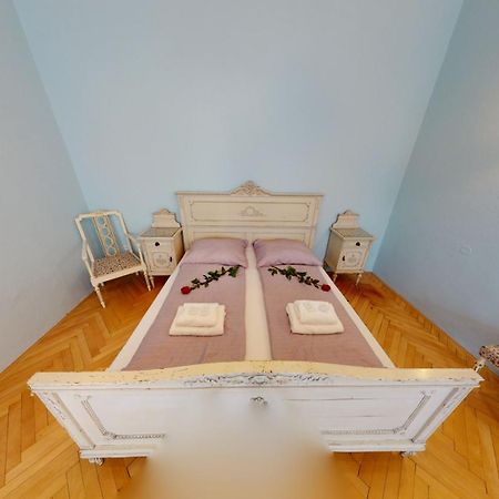 Apartments กรอมเมียร์ริช ภายนอก รูปภาพ