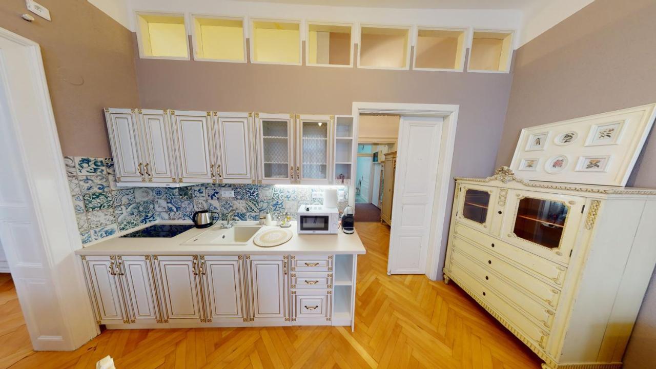 Apartments กรอมเมียร์ริช ภายนอก รูปภาพ