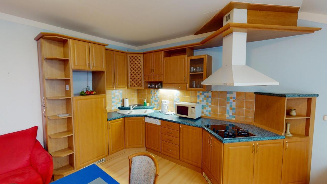 Apartments กรอมเมียร์ริช ภายนอก รูปภาพ